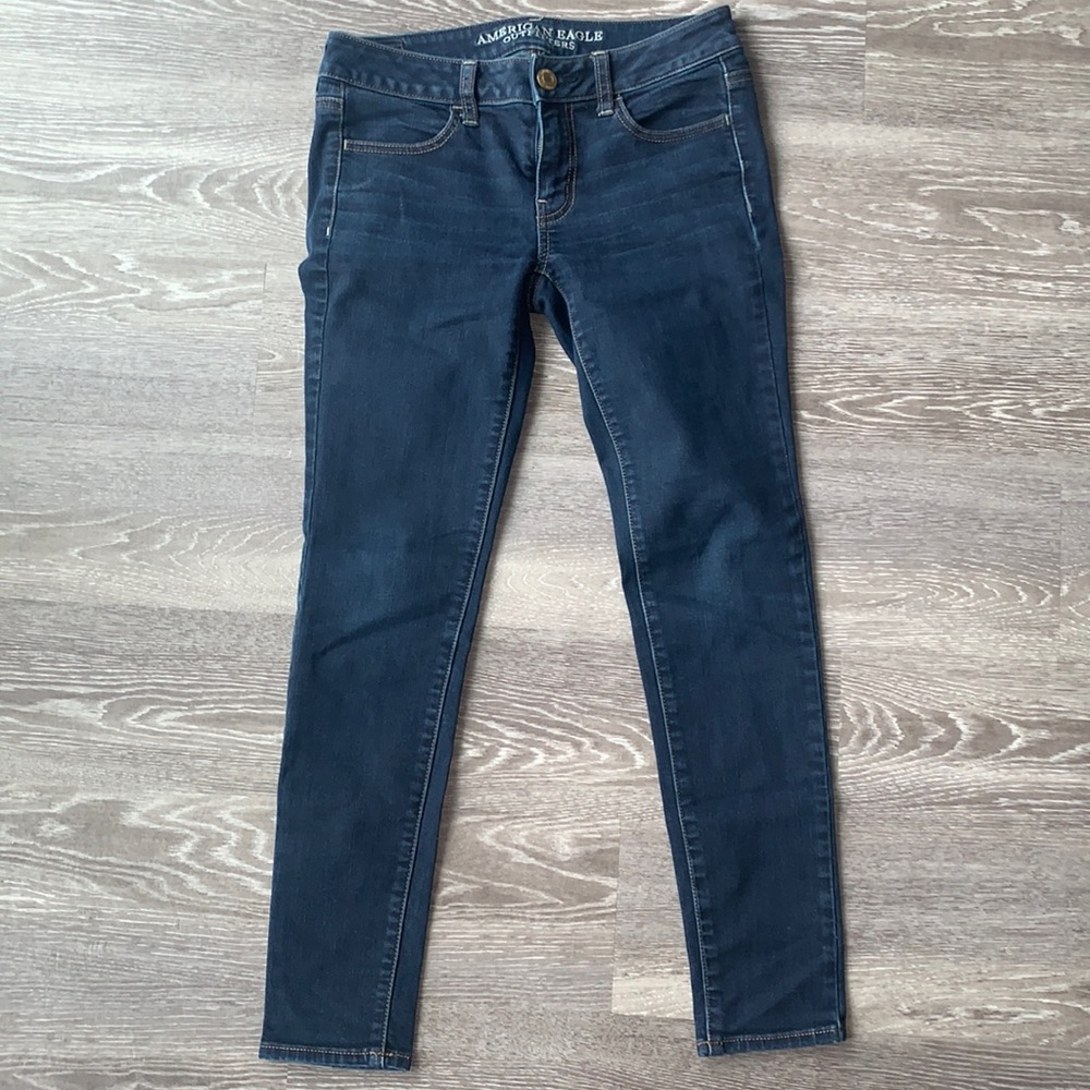 American Eagle, denim jegging jeans, size 2 short, skinny jean leg